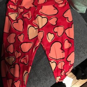 Lularoe os Valentine’s Day heart nwot